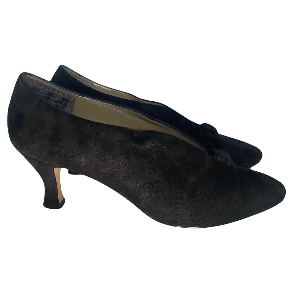 Vintage Carriage Court V split black suede kitten heels Sz 8